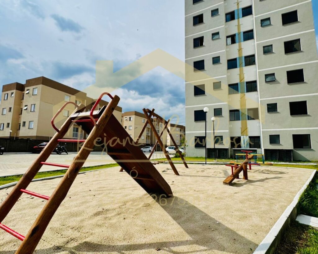 Apartamento no Chácara Selles em Guaratinguetá - Home Club Splendore Conforto, Exclusividade e Valorização! Apresentamos uma oportunidade única para morar ou investir em Guaratinguetá. Este apartamento novo, está localizado no prestigiado bairro Chácara Selles, com uma estrutura perfeita para sua família ou negócio. 🏠 Área privativa de 53,80 m² bem planejados 🛏 2 dormitórios aconchegantes 🚗 Garagem para 1 carro ✔ Infraestrutura completa com todos os serviços públicos Apartamento Clube Home Club Splendore: Um espaço projetado para proporcionar segurança, conforto e diversão para toda a família. 📍 Localização estratégica em um dos bairros mais valorizados de Guaratinguetá: Ao lado do Centro Próximo ao Buriti Shopping Fácil acesso à Prefeitura Municipal, rodoviária, escolas renomadas, hospitais e grandes redes de supermercados e atacados ✅ Documentação regularizada, pronta para financiamento ou transferência. Invista em qualidade de vida e valorização imobiliária! Não perca a chance de morar ou investir no bairro que reúne comodidade, exclusividade e praticidade. Agende sua visita agora mesmo! Código do Imóvel: 2025-118 Whatsapp: 12 98868-4314 Email: rejanebarbosaimoveis@gmail.com Visite nosso site: https://rejanebarbosaimoveis.com.br